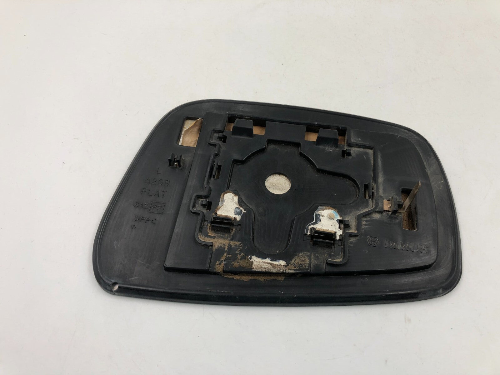 2005-2019 Nissan Pathfinder Driver Side Power Door Mirror Glass Only D04B31089