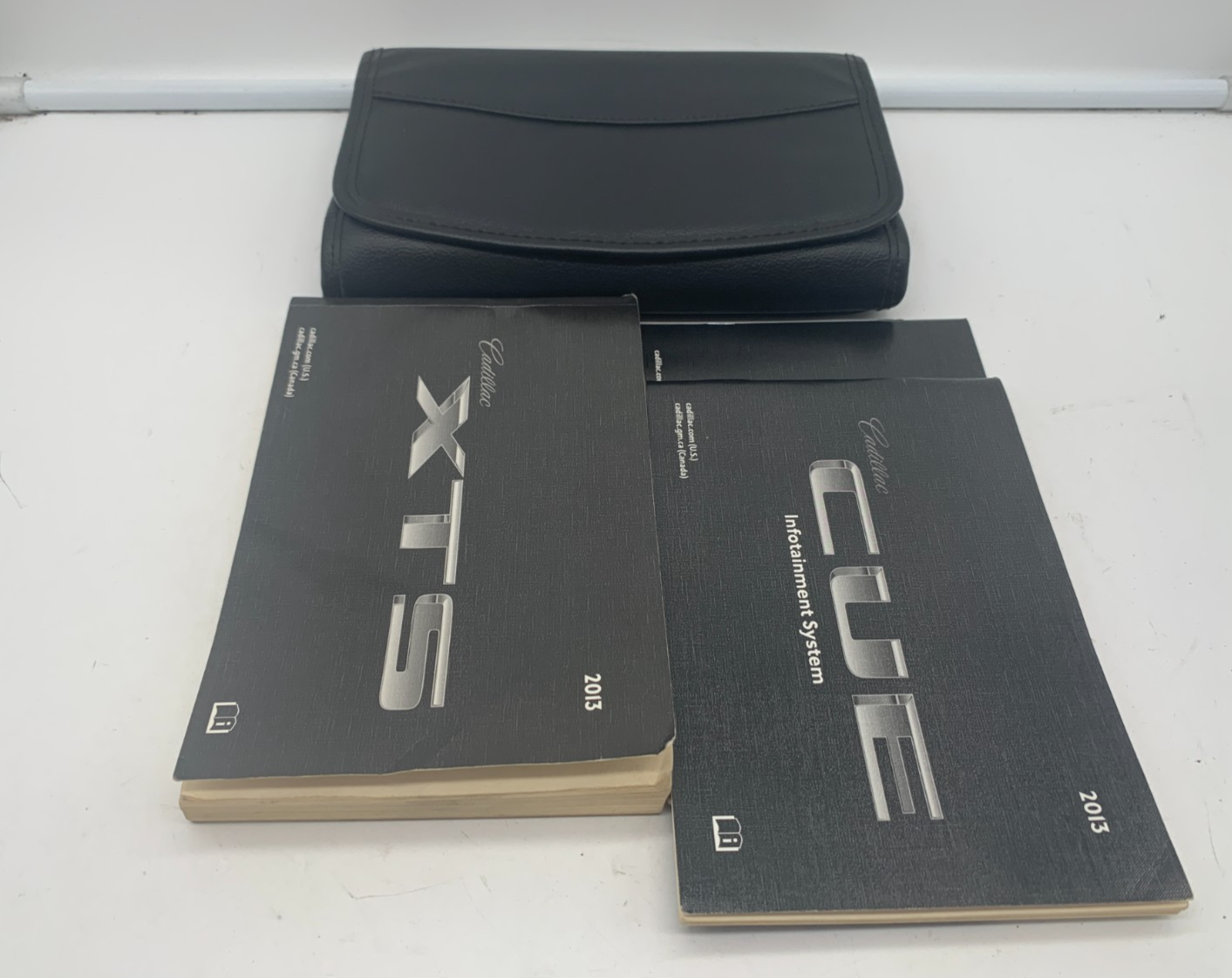 2013 Cadillac XTS Owners Manual Set with Case OEM