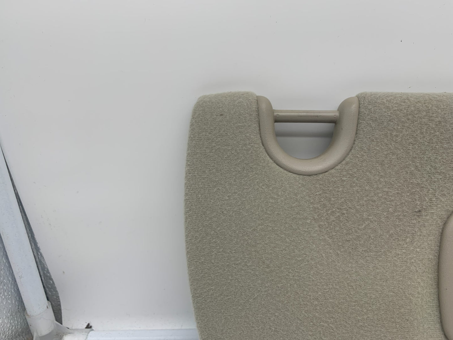 2004-2009 Dodge Durango Passenger Sun Visor Beige OEM A01B52099