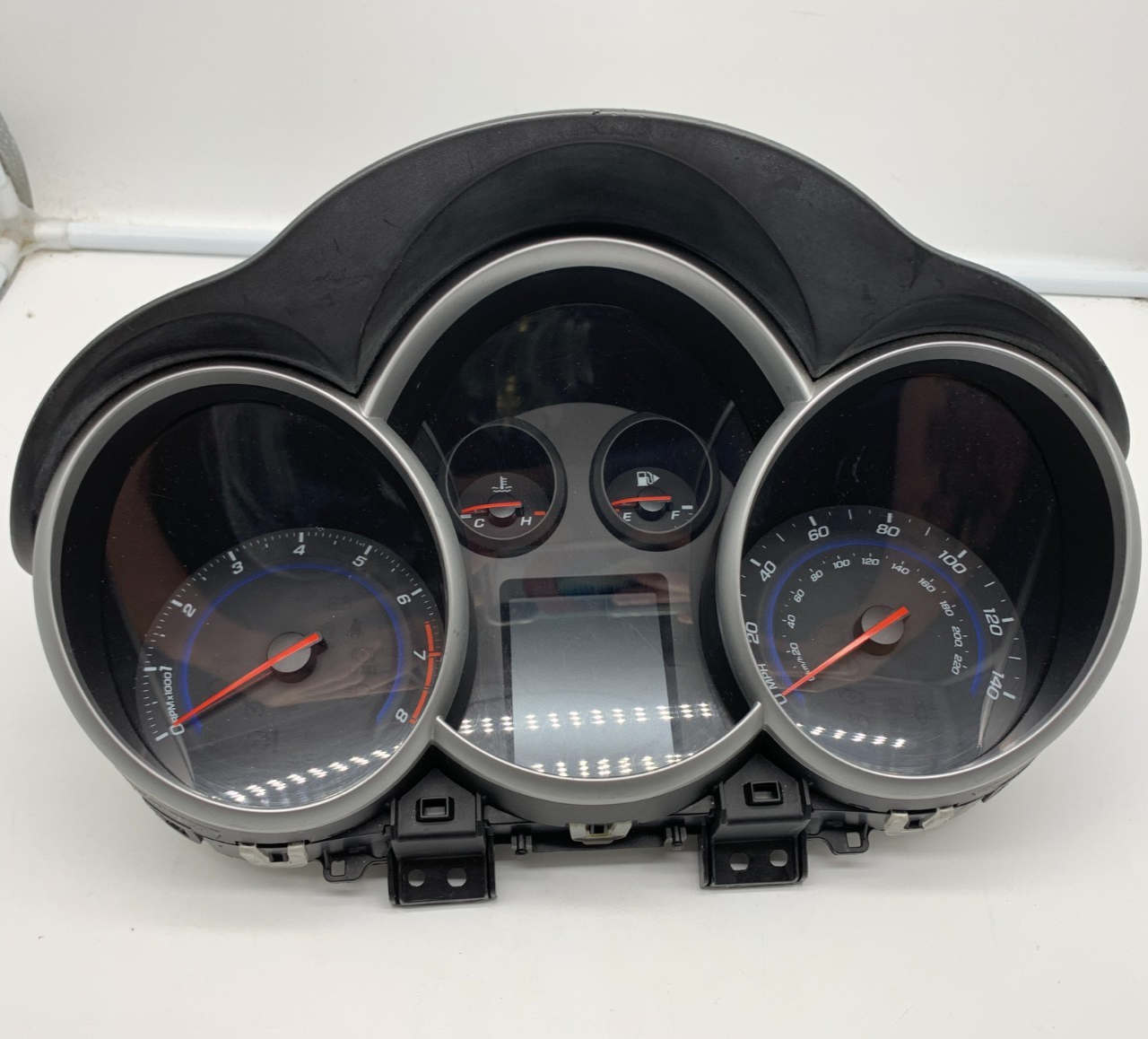 2012 Chevrolet Cruze Speedometer Instrument Cluster 76562 Miles OEM C04B06002