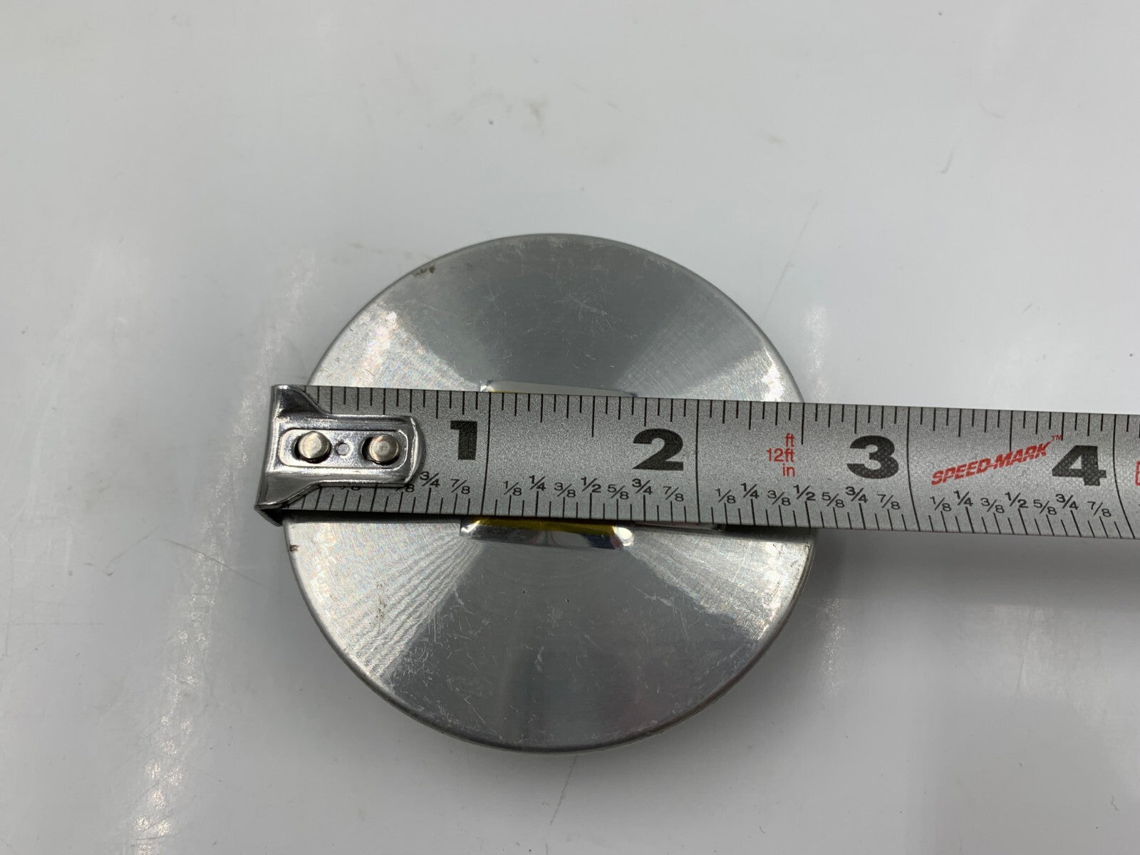 Chevrolet Rim Wheel Center Cap Set Chrome OEM D04B37085