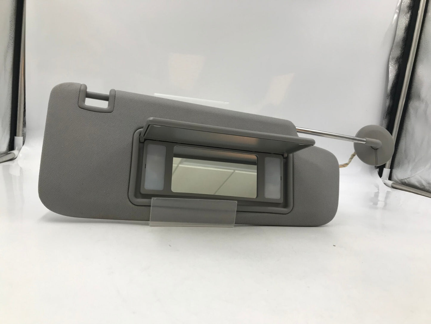 2016-2023 Chevrolet Malibu Passenger Sun Visor Illuminated OEM B02B05044