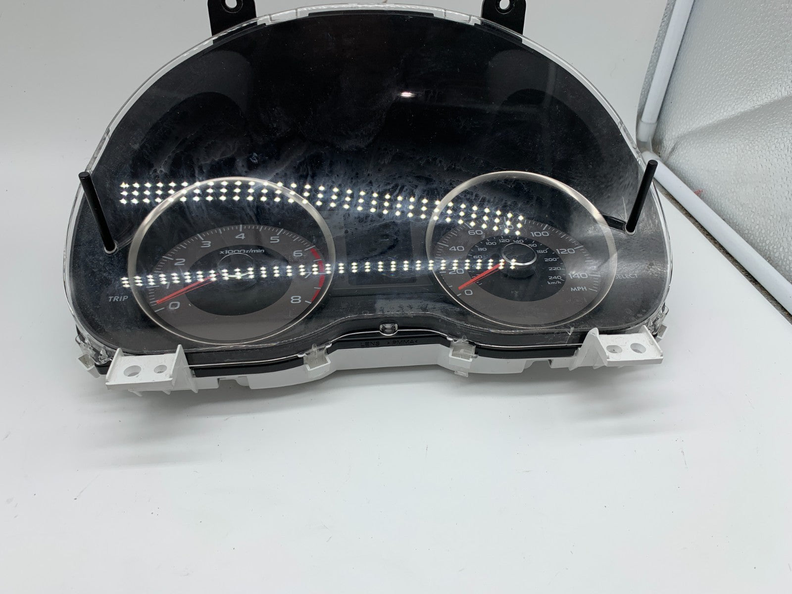2015 Subaru Forester Speedometer Instrument Cluster 93,692 Miles OEM B03B49005