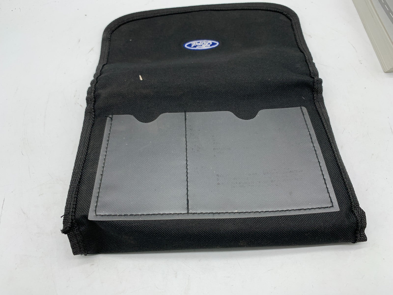 2019 Chevrolet Colorado Owners Manual Set with Case OEM B01B16004