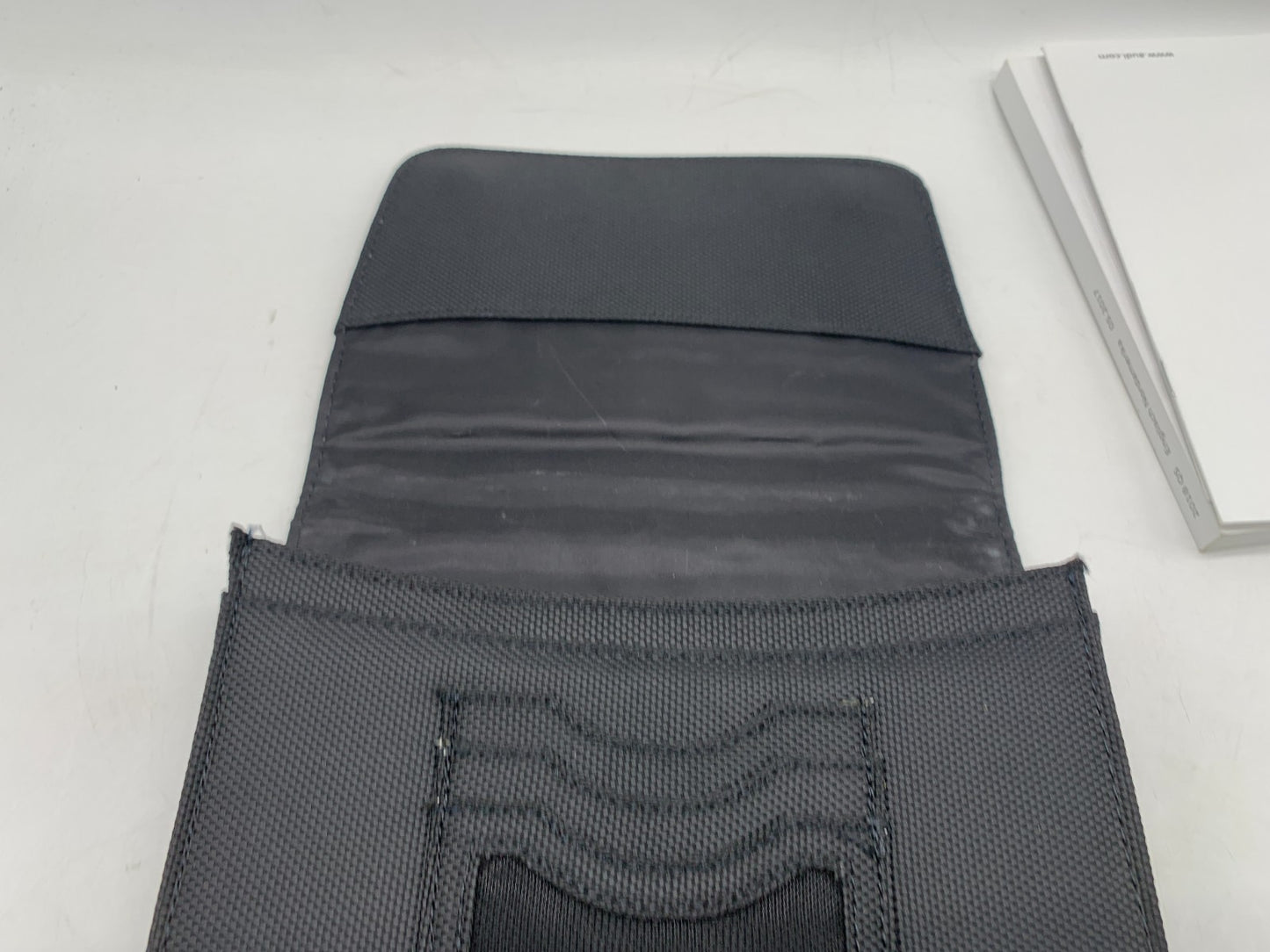 2018 Audi Q5 Sedan Owners Manual Set with Case OEM D03B69009