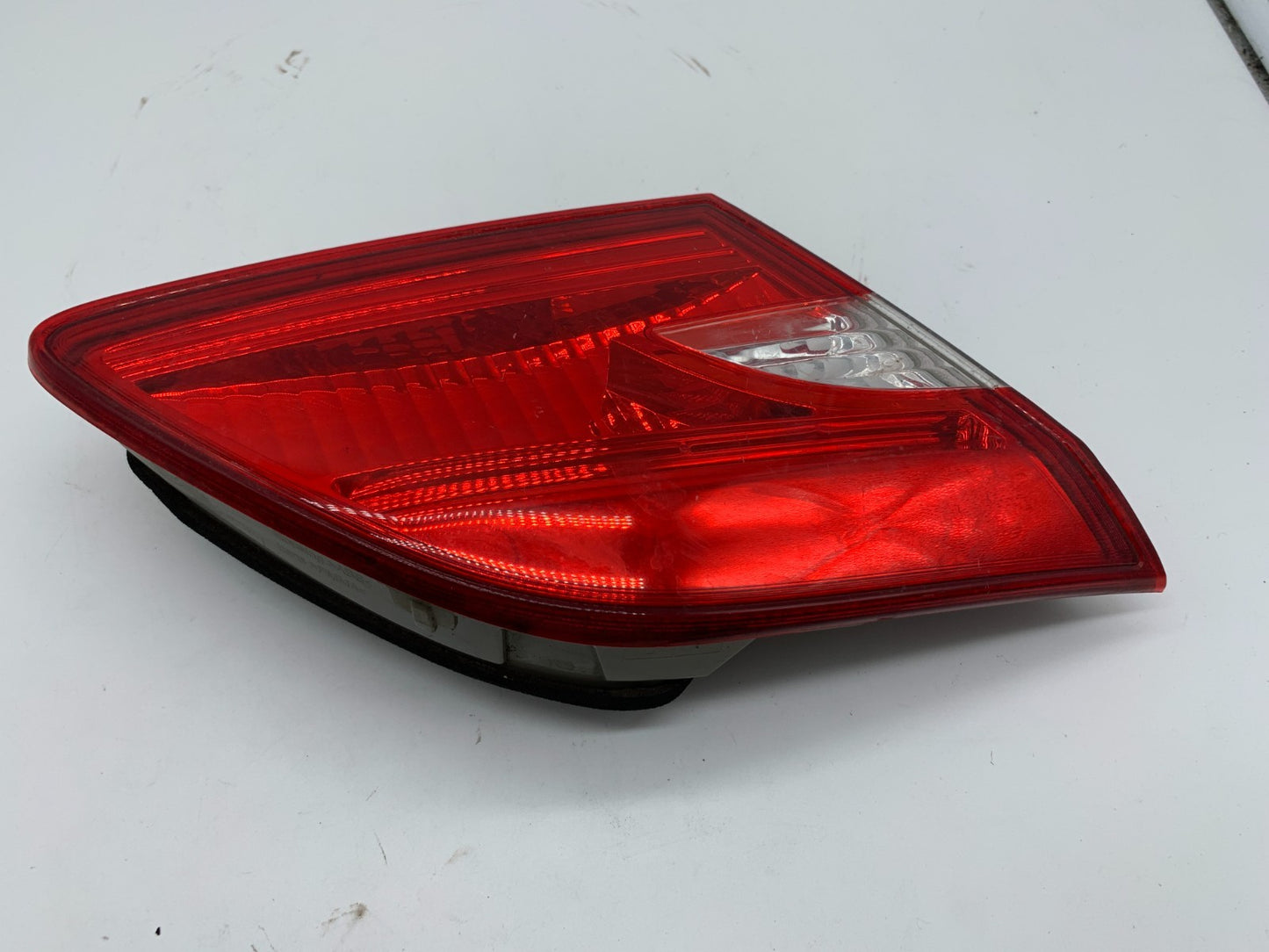 2016-2019 Nissan Sentra Driver Inner Trunk Lid Tail Light OEM D02B70014