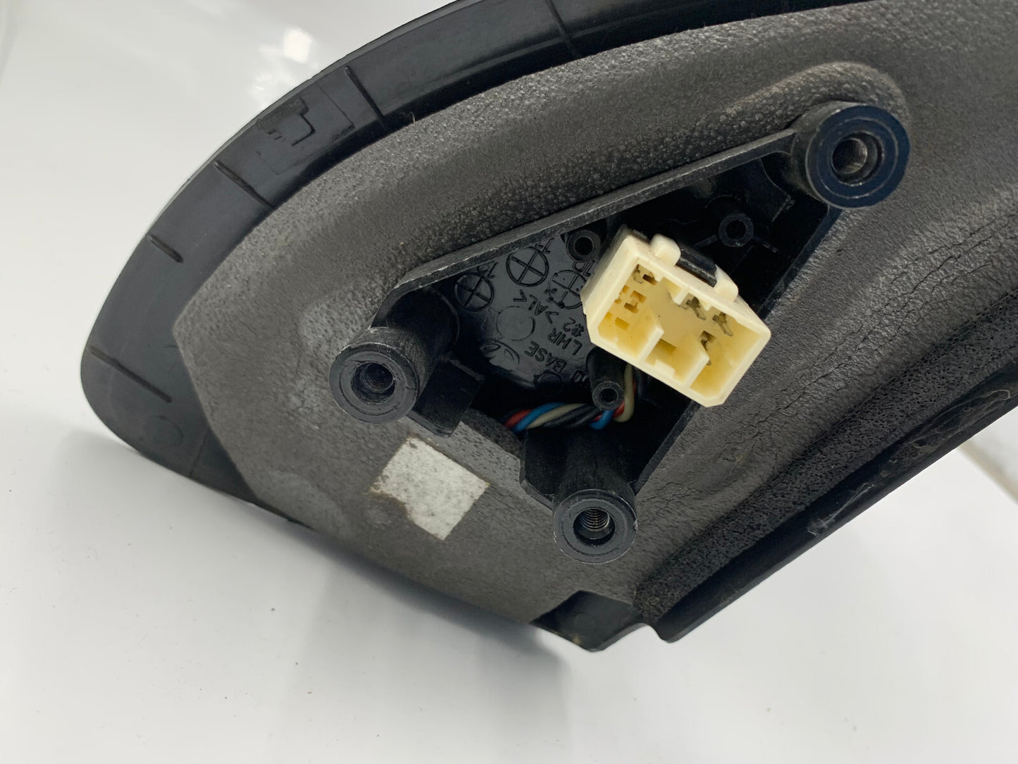 2007-2011 Chevrolet Aveo Passenger Side Power Door Mirror Black OEM C04B17019