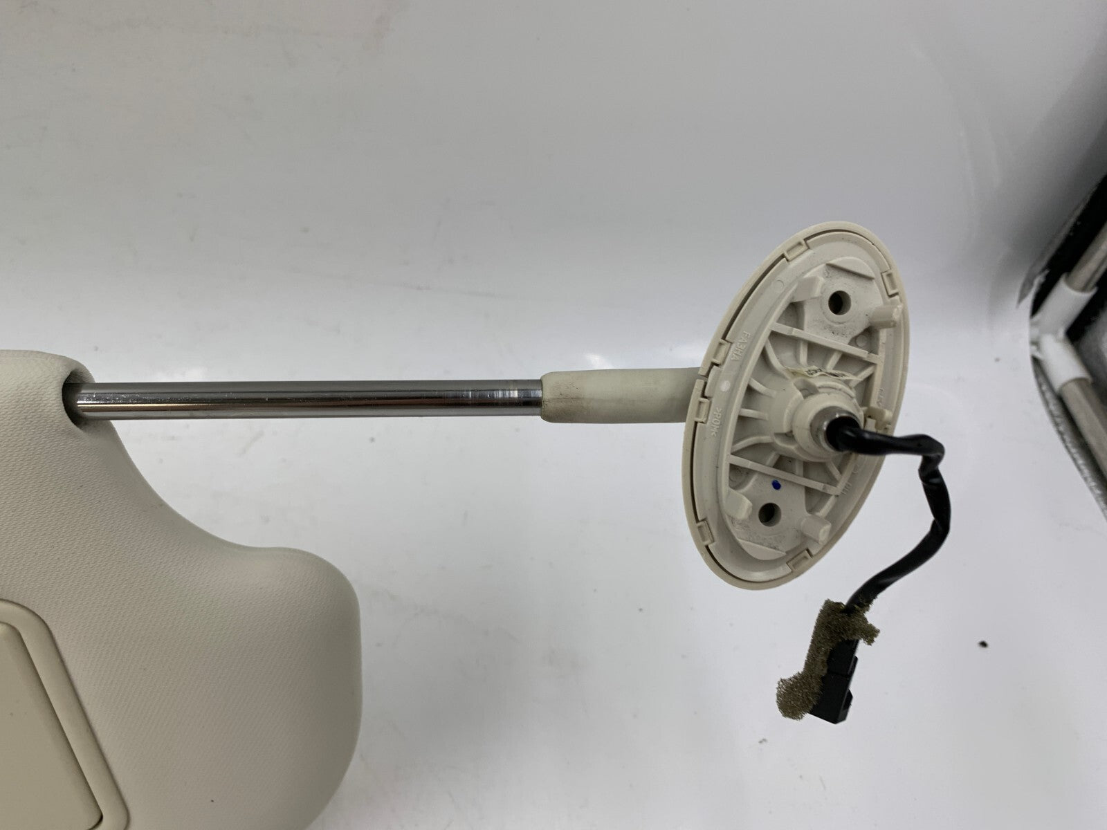 2013-2019 Ford Escape Passenger Sun Visor Ivory Illuminated OEM B03B56033