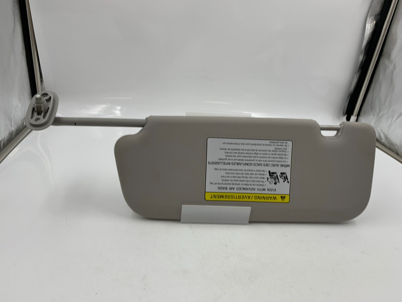 2017-2018 Kia Forte Passenger Sun Visor Gray OEM C01B14008
