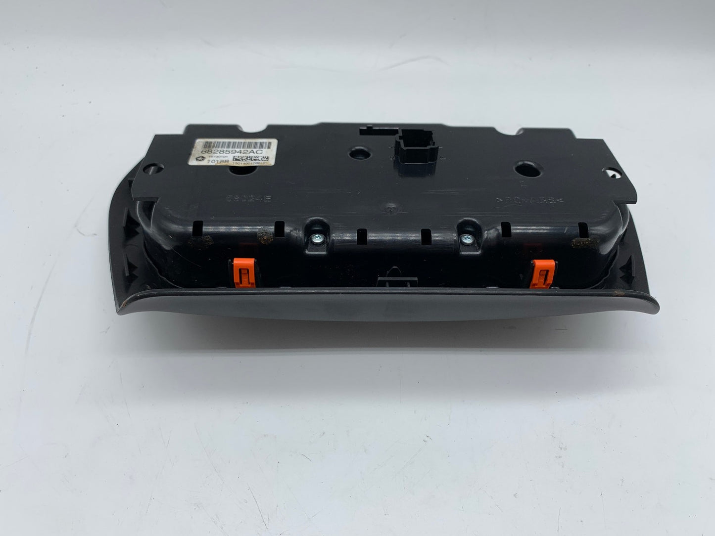 2019-2023 Jeep Cherokee Dual Zone Climate Control AC Heater Unit OEM D03B34005