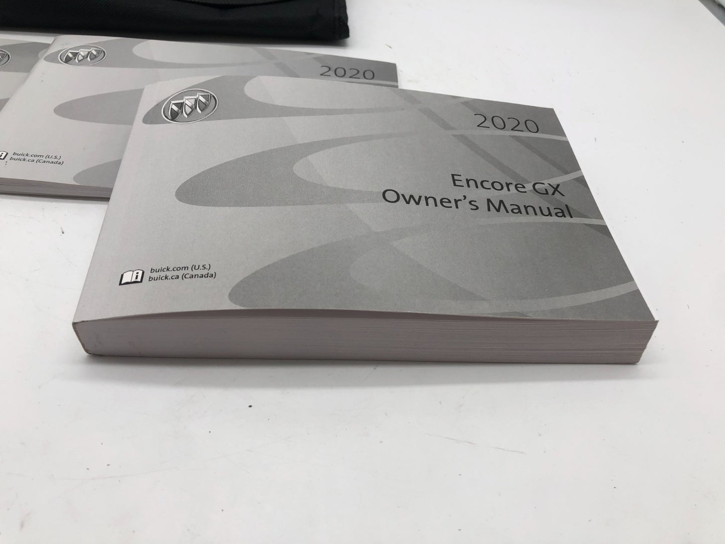 2020 Buick Encore GX Owners Manual Set with Case OEM A03B23040