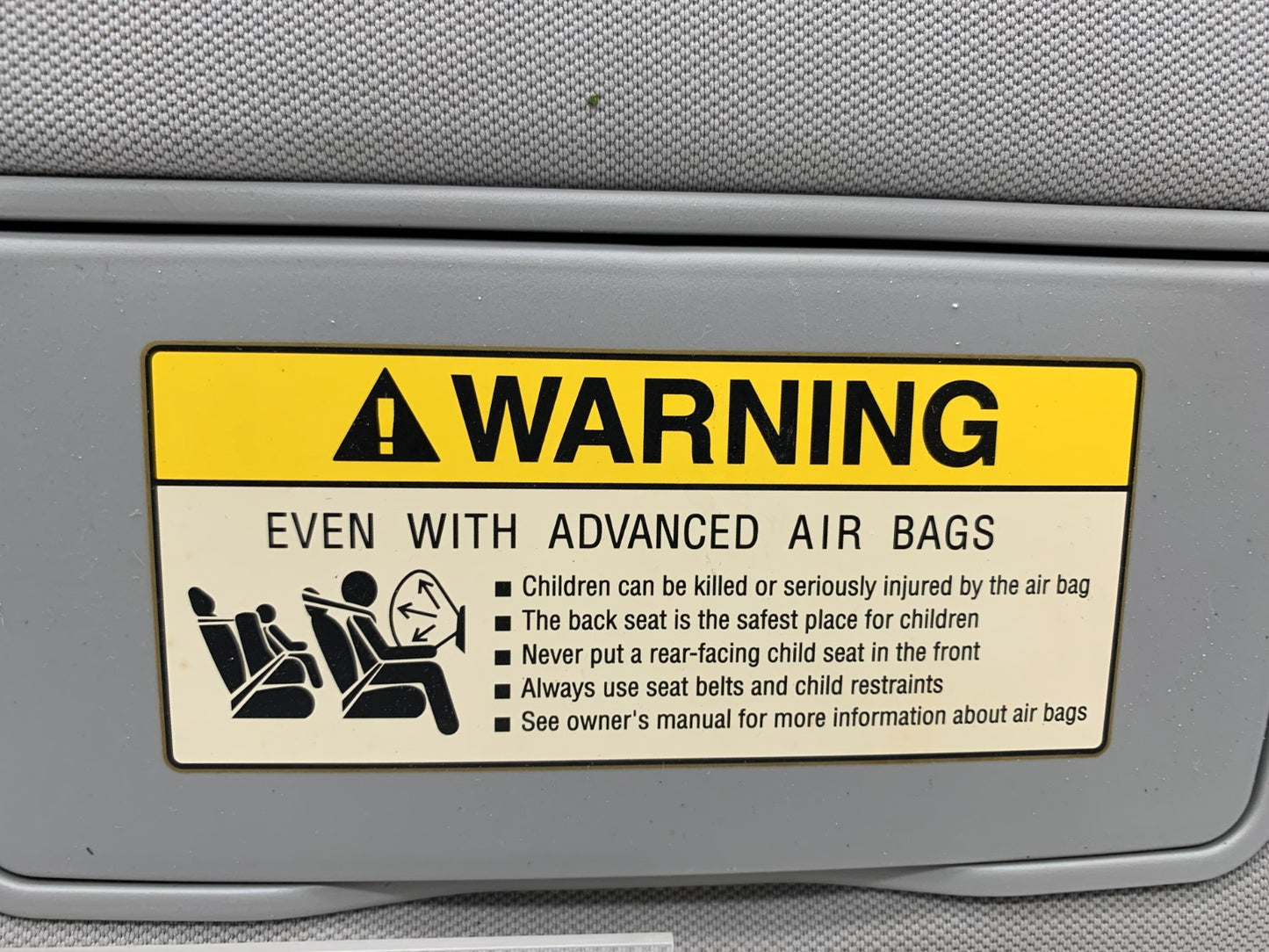 2005 Honda Odyssey Passenger Sun Visor Illuminated Gray OEM