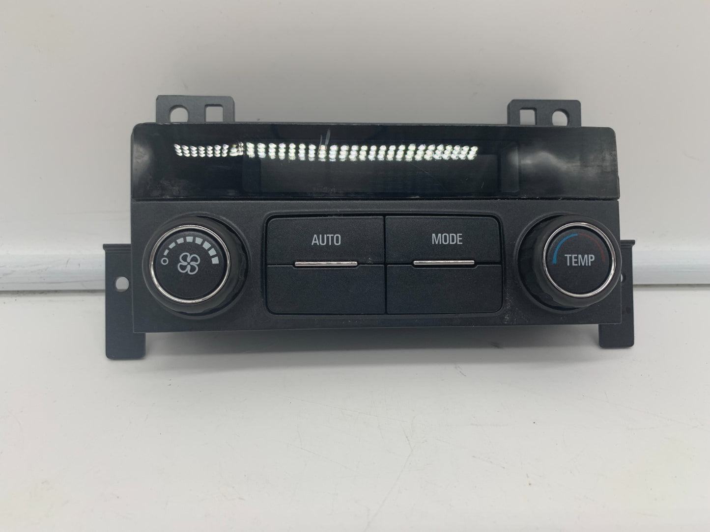 2017-2023 GMC Yukon Rear Climate Control AC Heater without Heated Seats OEM