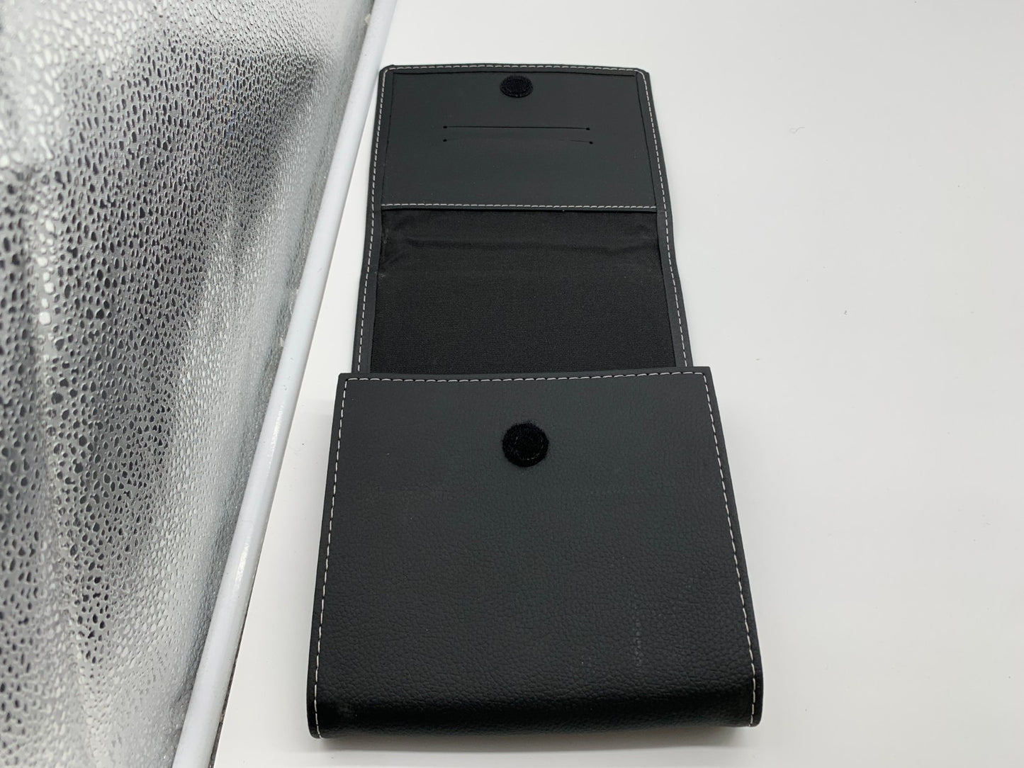 2019 Volkswagen Atlas Owners Manual Set with Case OEM A02B31010