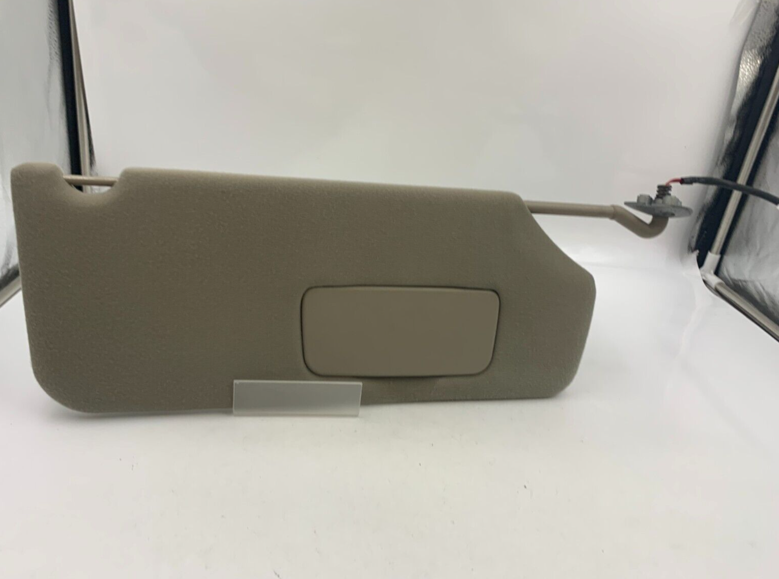 2011-2014 Toyota Sienna Passenger Visor Sunvisor Gray Illuminated OEM D04B41054