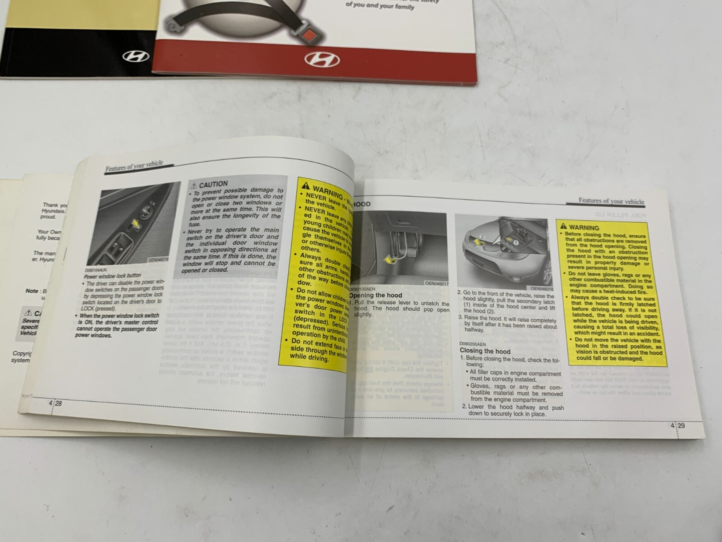 2009 Hyundai Veracruz Owners Manual Set with Case OEM E01B12005