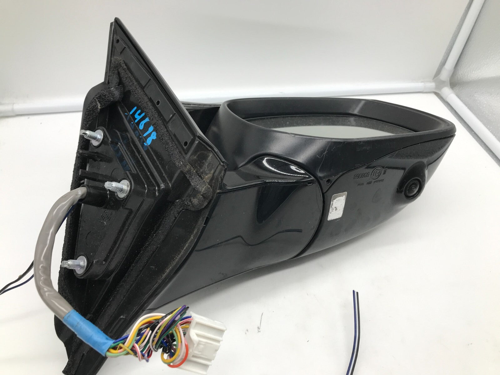 2016-2017 Infiniti Q50 Passenger Side View Power Door Mirror Gray OEM D04B63001