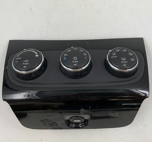 2015-2016 Chrysler 200 AC Heater Climate Control Unit OEM C02B27001