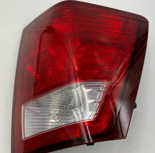 2007-2010 Jeep Grand Cherokee Driver Side Tail Light Taillight OEM D01B69002