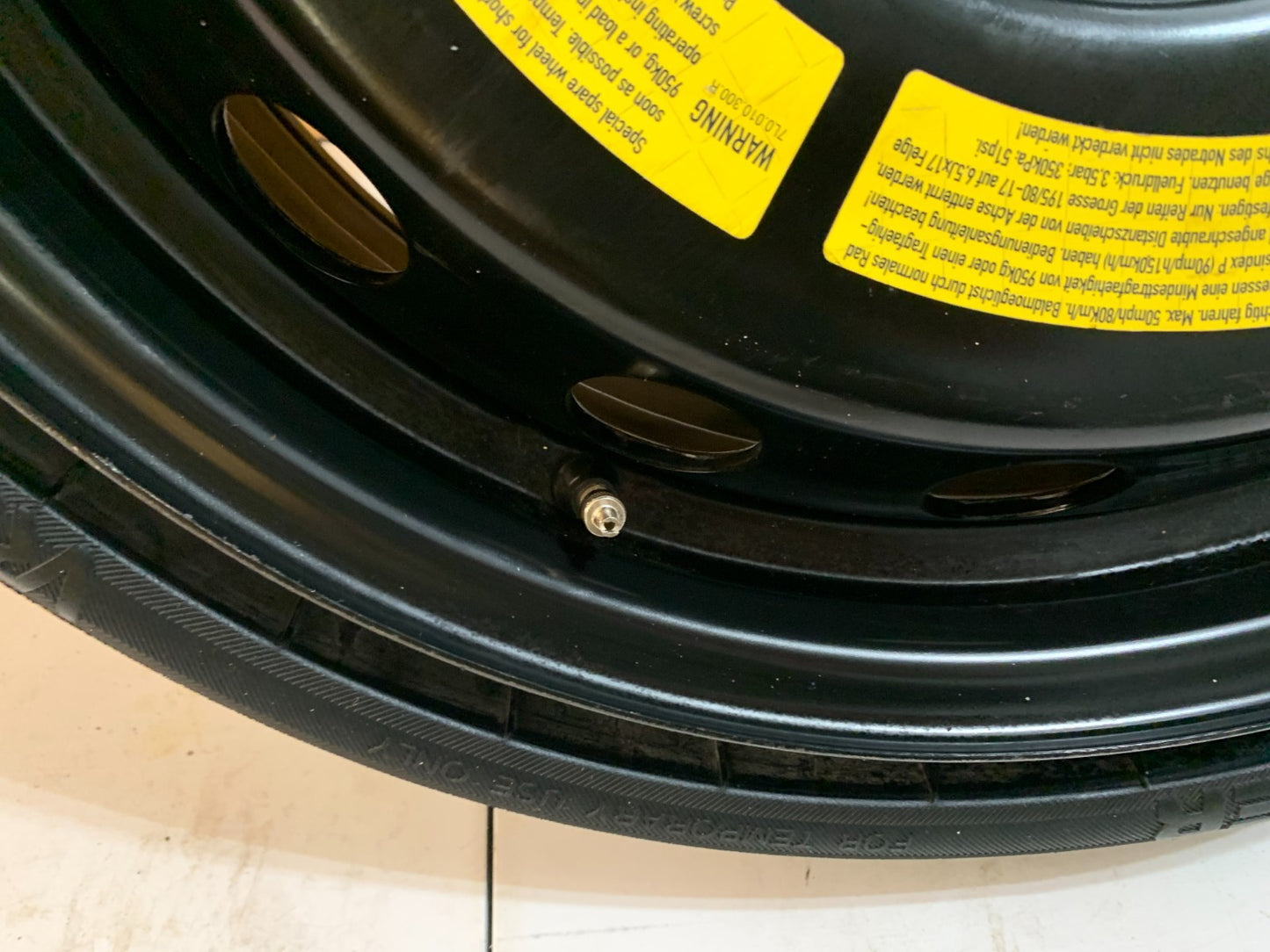 2008-2011 Porsche Cayenne 18" Spare Tire Compact Donut T195/75-18 Vredestein OEM