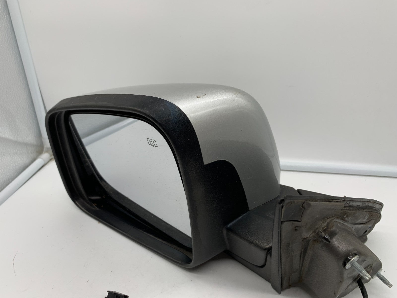 2011-2022 Jeep Grand Cherokee Driver Side View Power Door Mirror Silver OEM