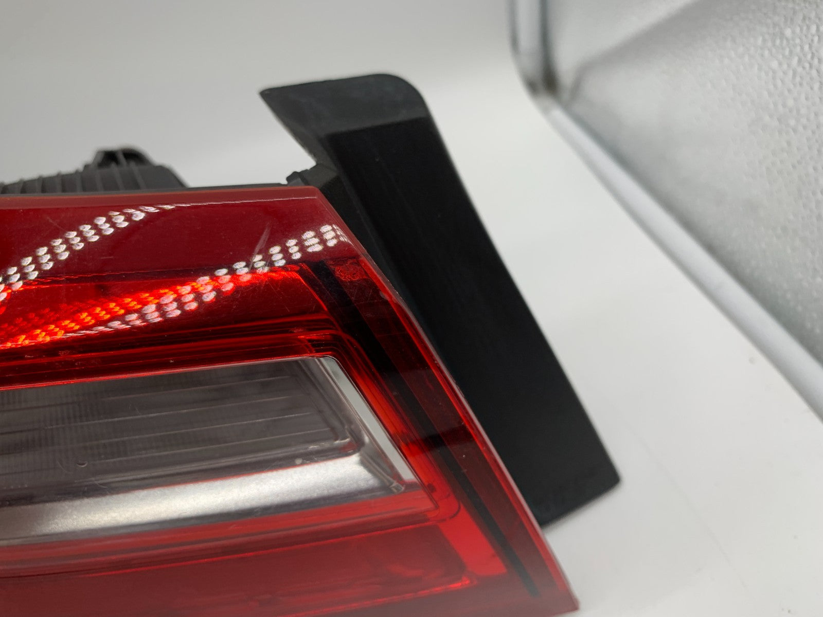2016-2023 Chevrolet Malibu Driver Side Tail Light Taillight OEM D01B02054