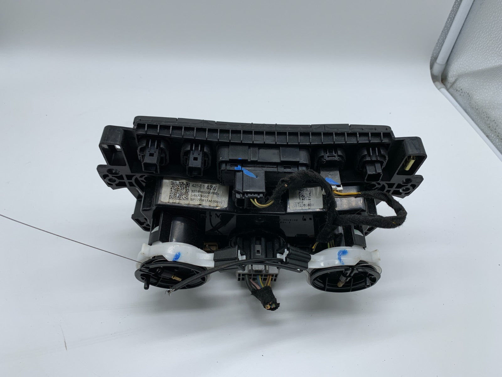 2017-2021 Chevrolet Trax GMC Sierra Climate Control AC Heater OEM C03B10004