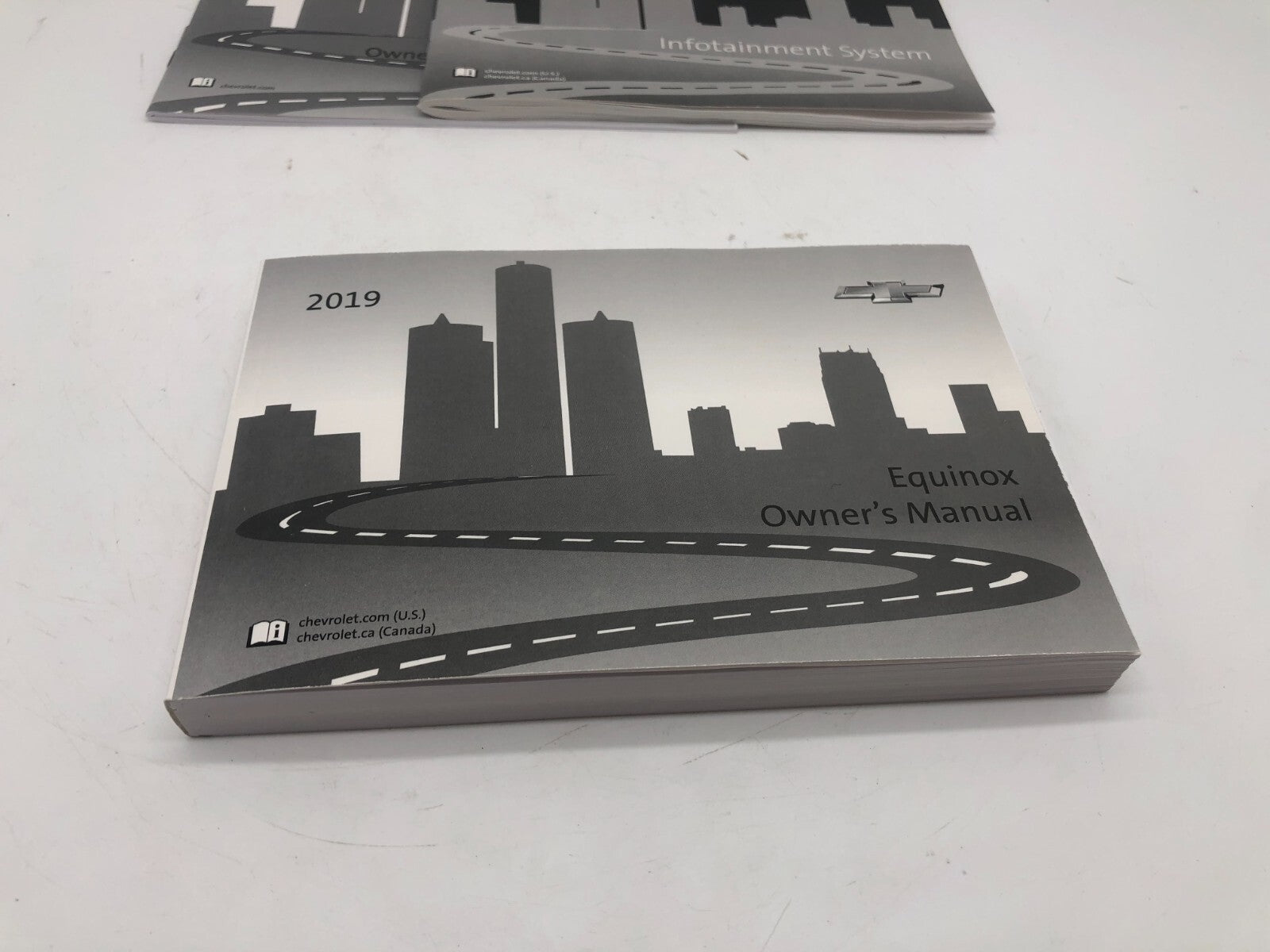 2019 Chevrolet Equinox Owners Manual Set OEM A01B41002