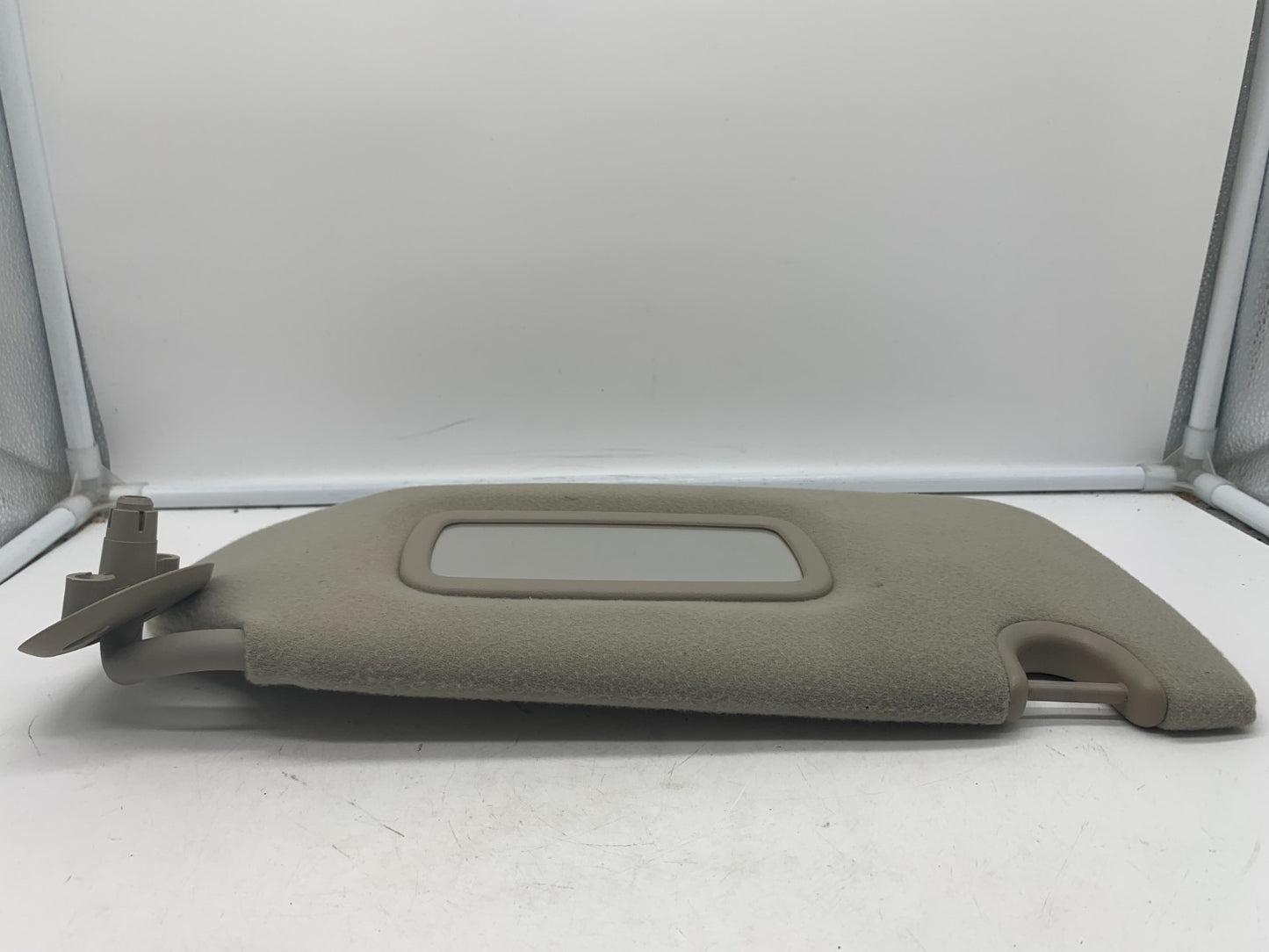 2004-2009 Dodge Durango Passenger Sun Visor Beige OEM A01B52099