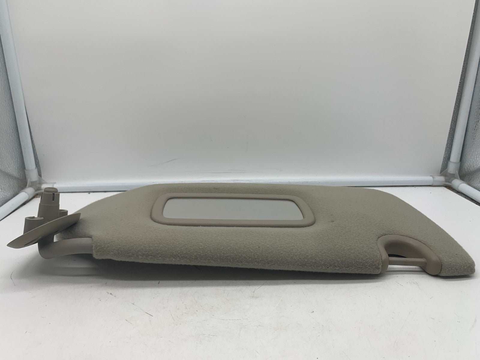 2004-2009 Dodge Durango Passenger Sun Visor Beige OEM A01B52099