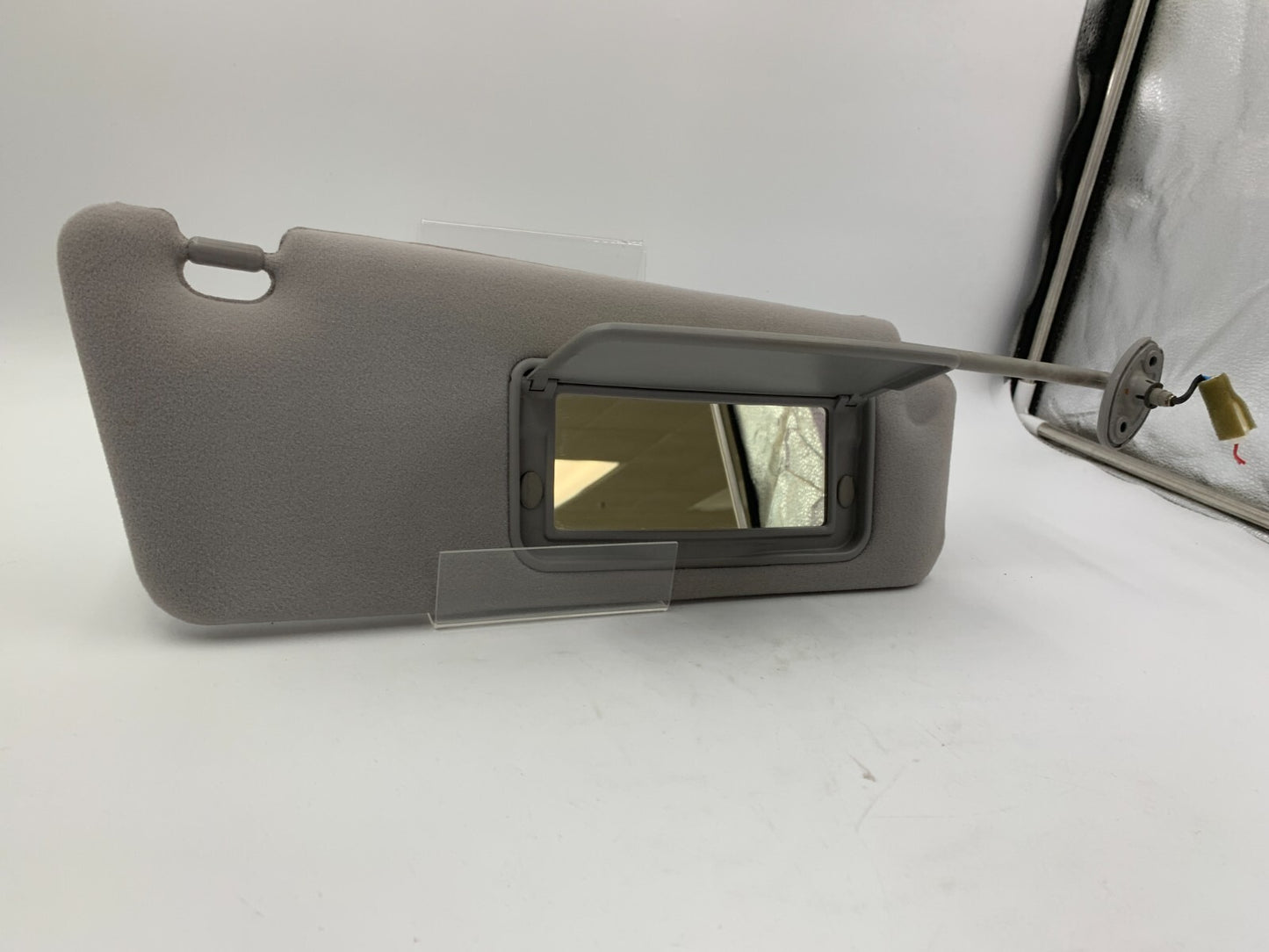 2005-2006 Lexus ES330 Passenger Sun Visor Gray Illumination B03B47065