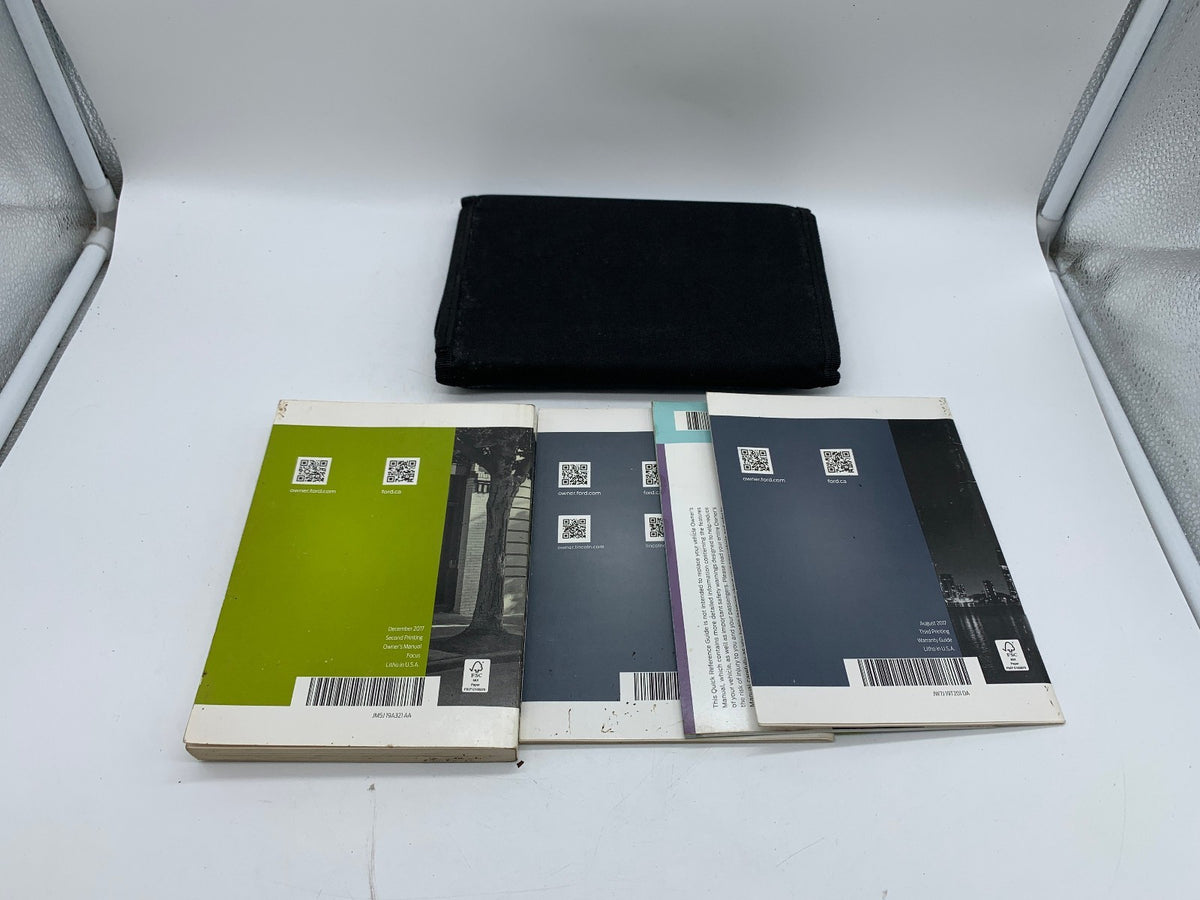 2014 Ford Focus Owners Manual Set with Case OEM R01B01018
