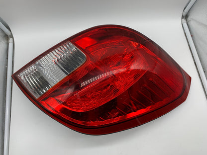 2013-2015 Chevrolet Captiva Sport Passenger Side Tail Light OEM C02B16004