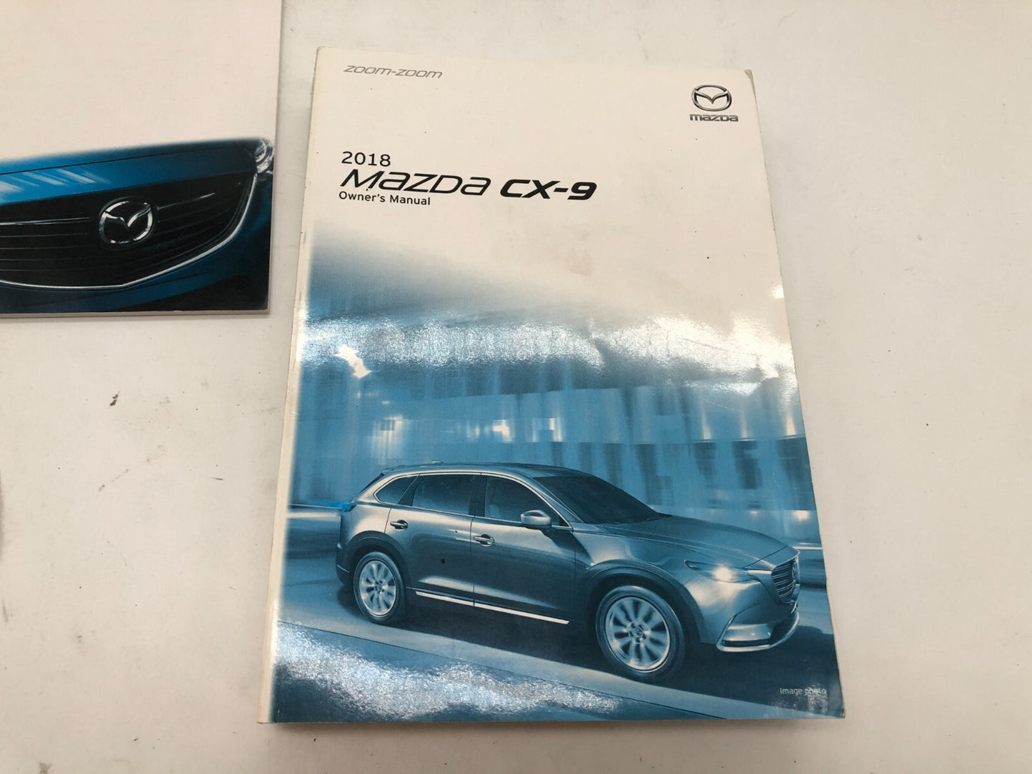 2018 Mazda CX-9 CX9 Owners Manual Set with Case OEM C02B40010