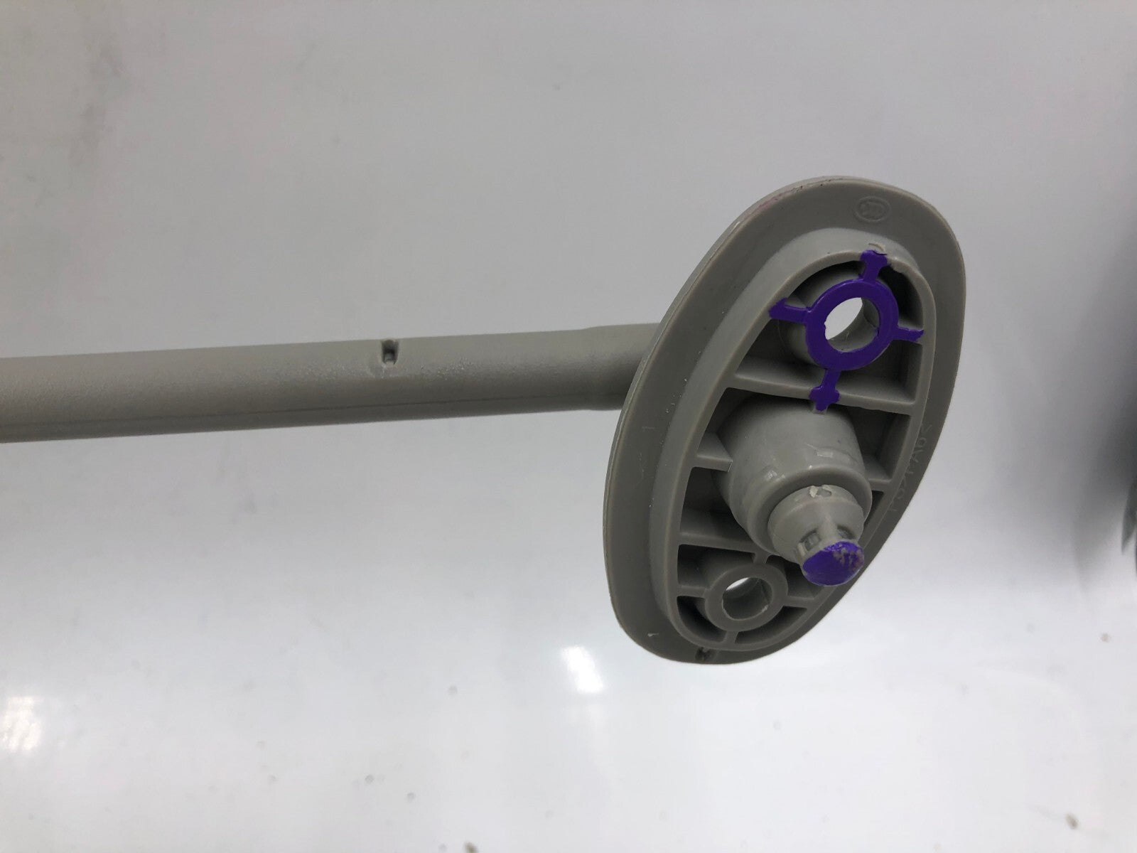 2014-2019 Kia Soul Passenger Sun Visor Gray Illuminated OEM A04B09072