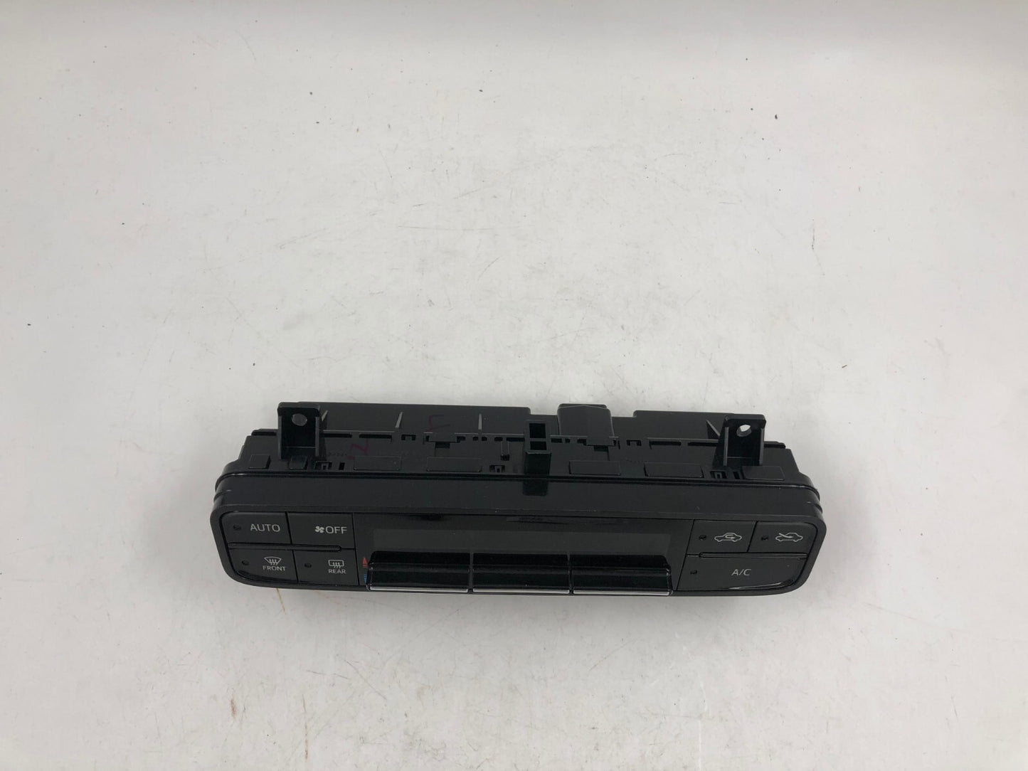 2017-2019 Toyota Corolla AC Heater Climate Control Unit OEM B03B45006