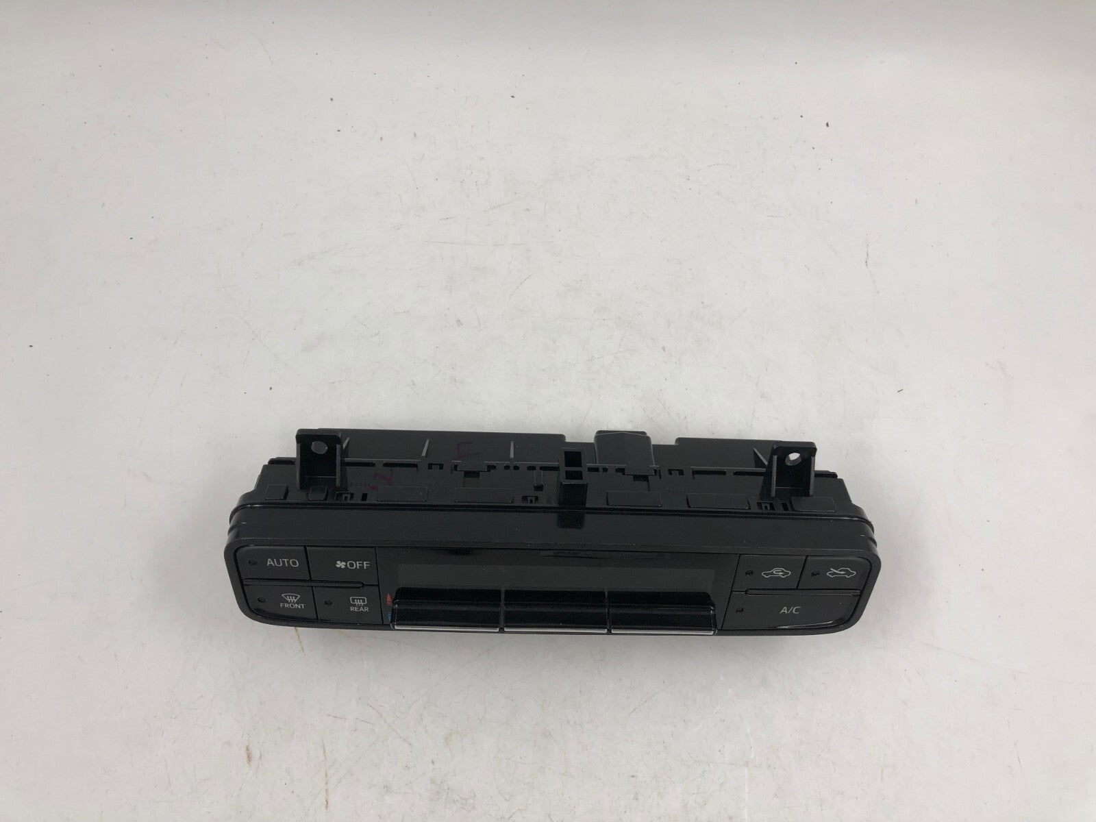 2017-2019 Toyota Corolla AC Heater Climate Control Unit OEM B03B45006
