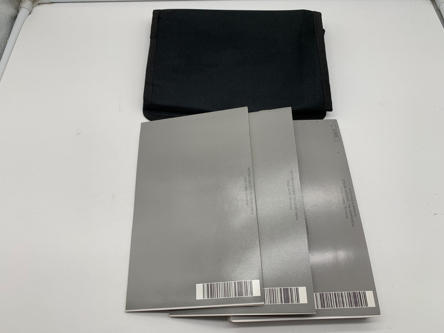 2024 Nissan Sentra Owners Manual Set with Case OEM B03B24017