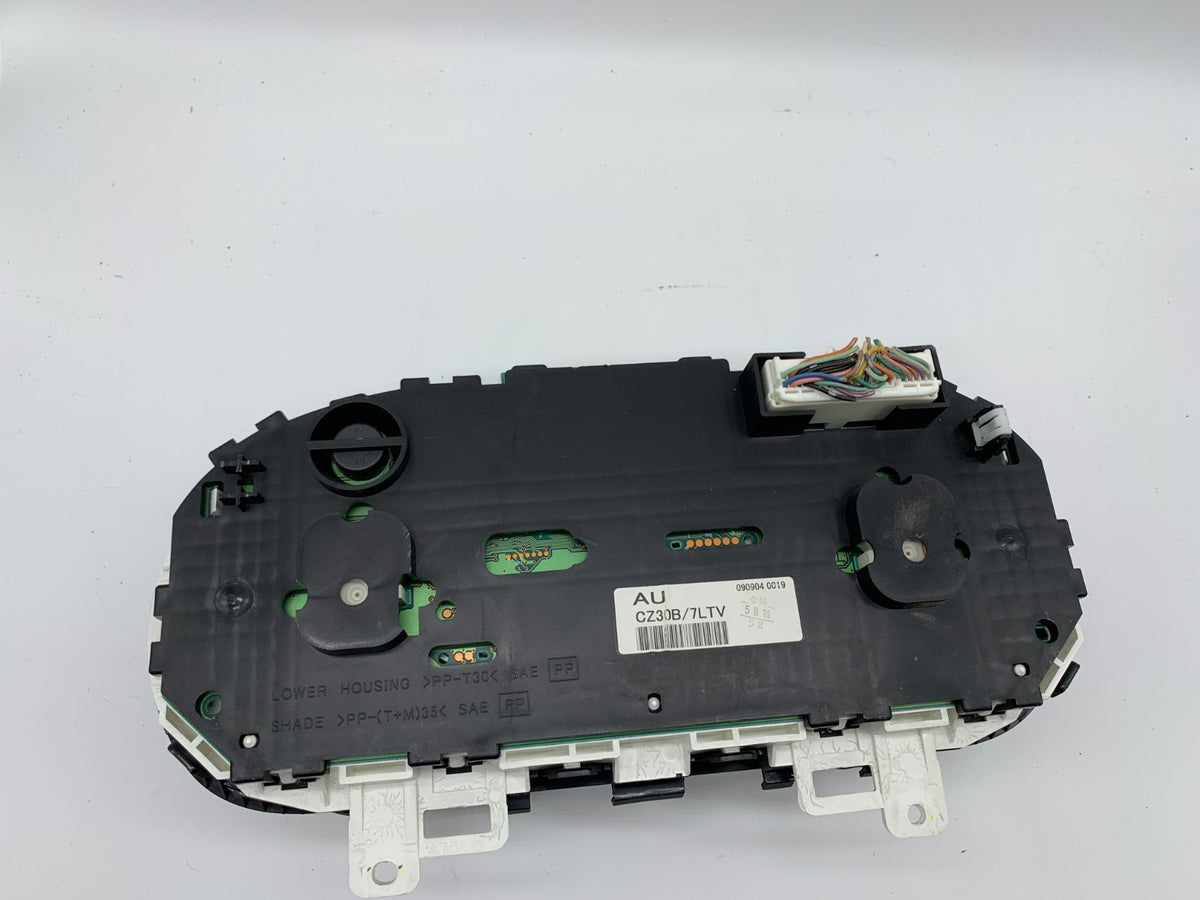 2010 Nissan Rogue Speedometer Instrument Cluster 91861 Miles OEM D03B63003