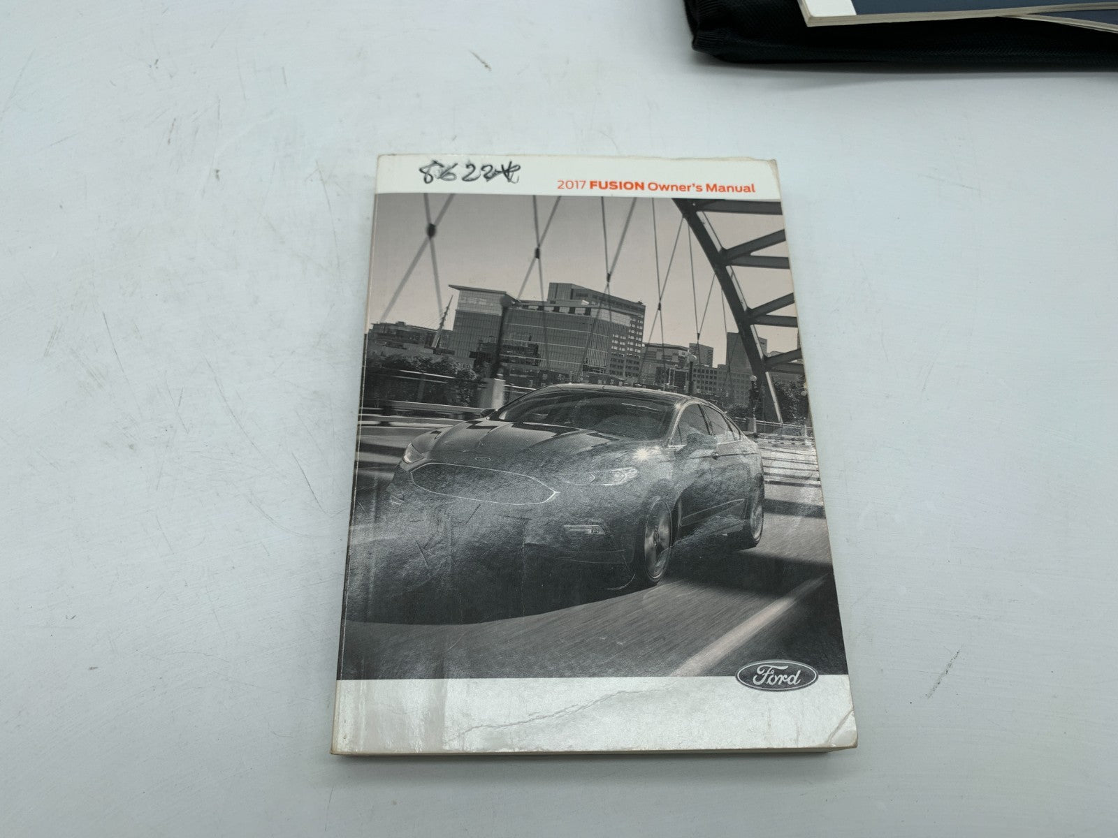 2017 Ford Fusion Owners Manual Set with Case OEM B02B24013