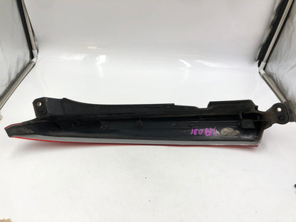 2003-2006 Volvo XC90 Passenger Upper Tail Light Taillight OEM D03B58001