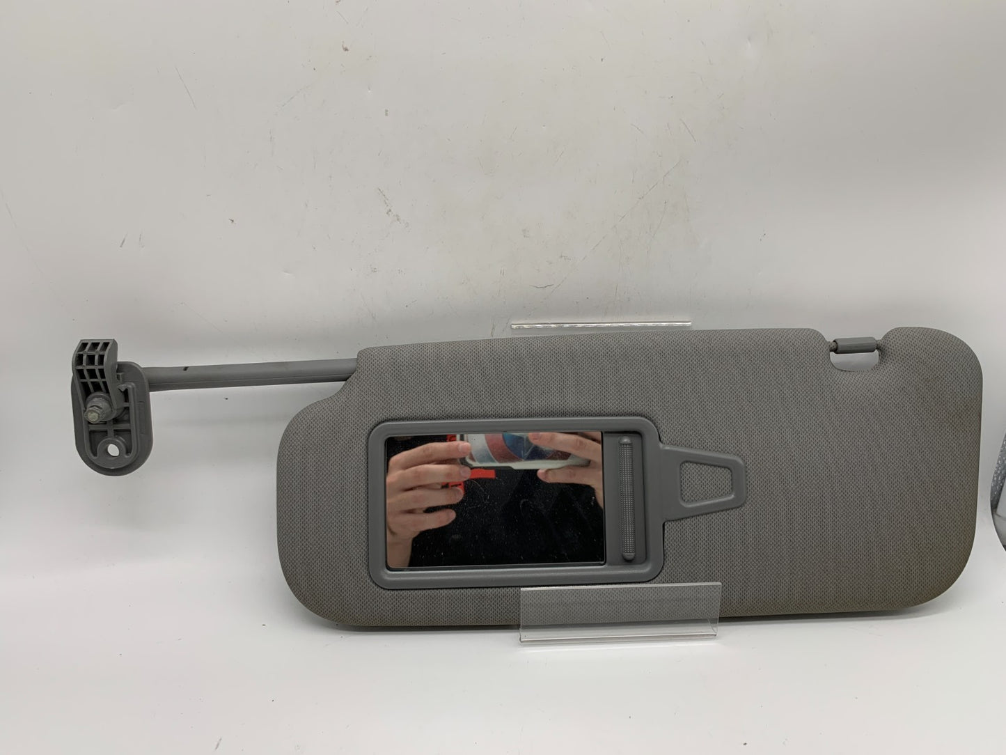 2014-2017 Hyundai Accent Driver Sun Visor Gray OEM C01B01006
