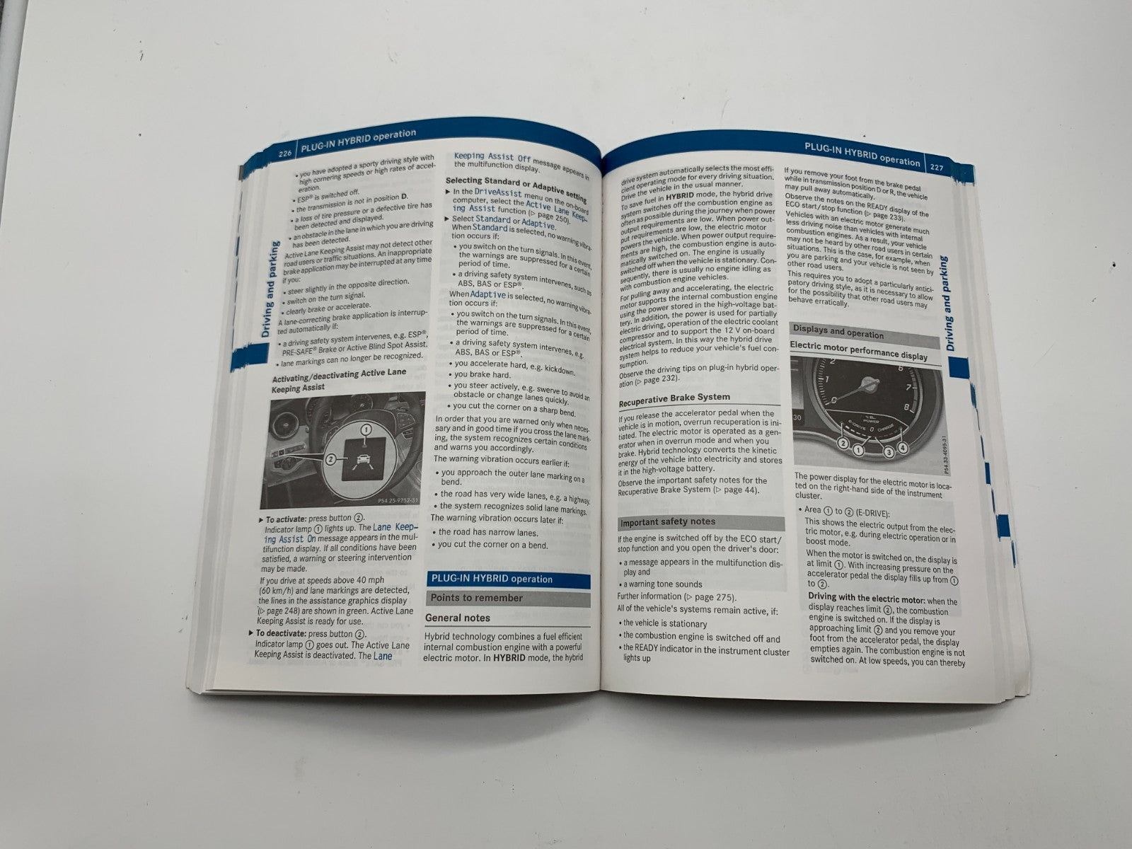 2016 Mercedes-Benz C-Class Owners Manual Set with Case OEM C04B63011