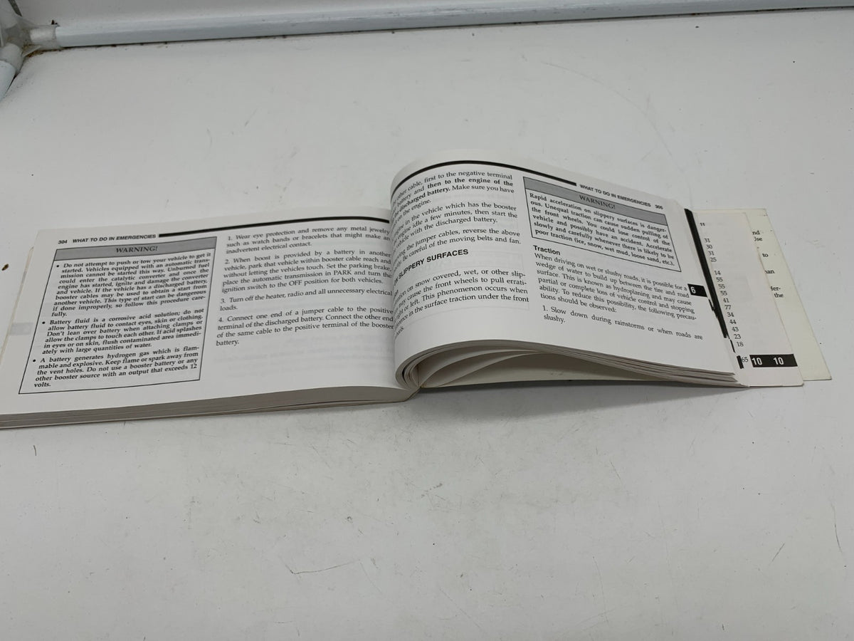 2005 Chrysler Pacifica Owners Manual with Case OEM