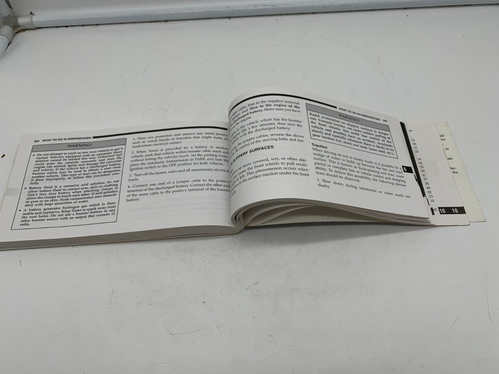 2005 Chrysler Pacifica Owners Manual with Case OEM