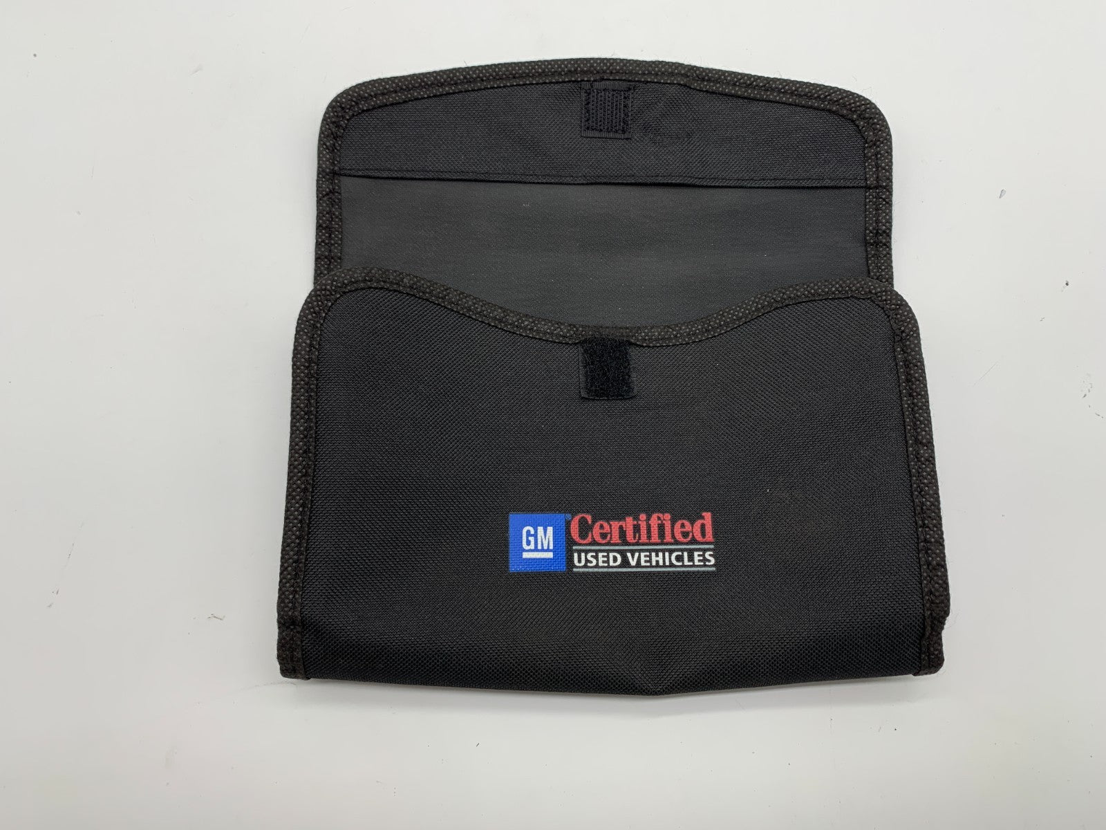 2009 Buick Enclave Owners Manual Set with Case OEM C04B63008