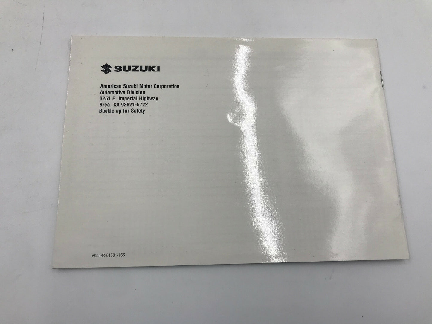 2004 Suzuki Forenza Owners Manual Set with Case B02B22041