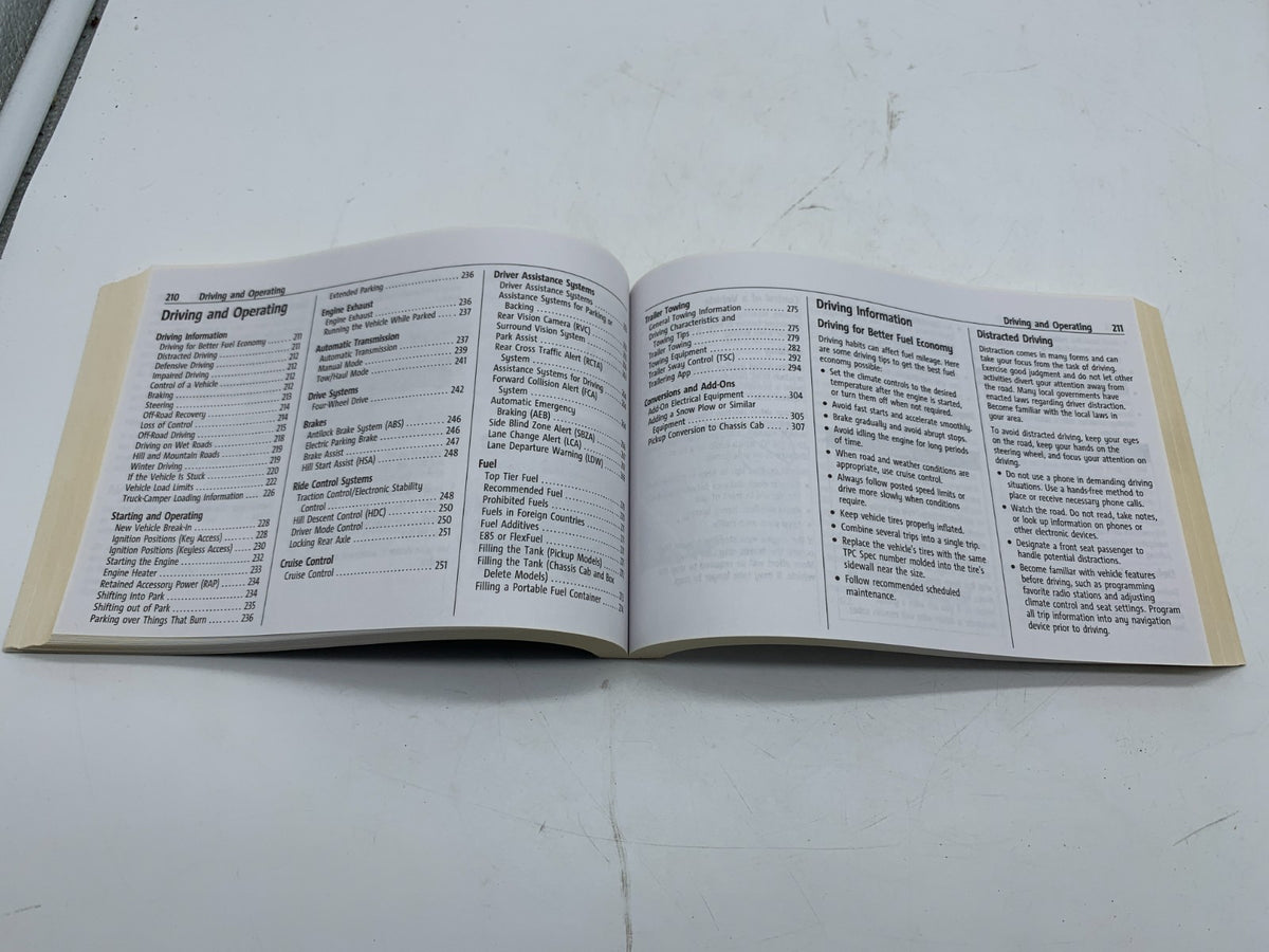 2022 Chevrolet Silverado 2500 3500 HD Owners Manual Set OEM D01B47004