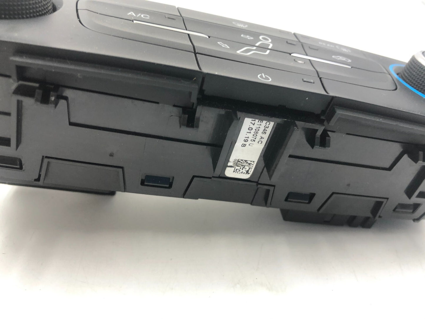 2015-2018 Ford Focus AC Heater Climate Control Unit OEM D03B49082