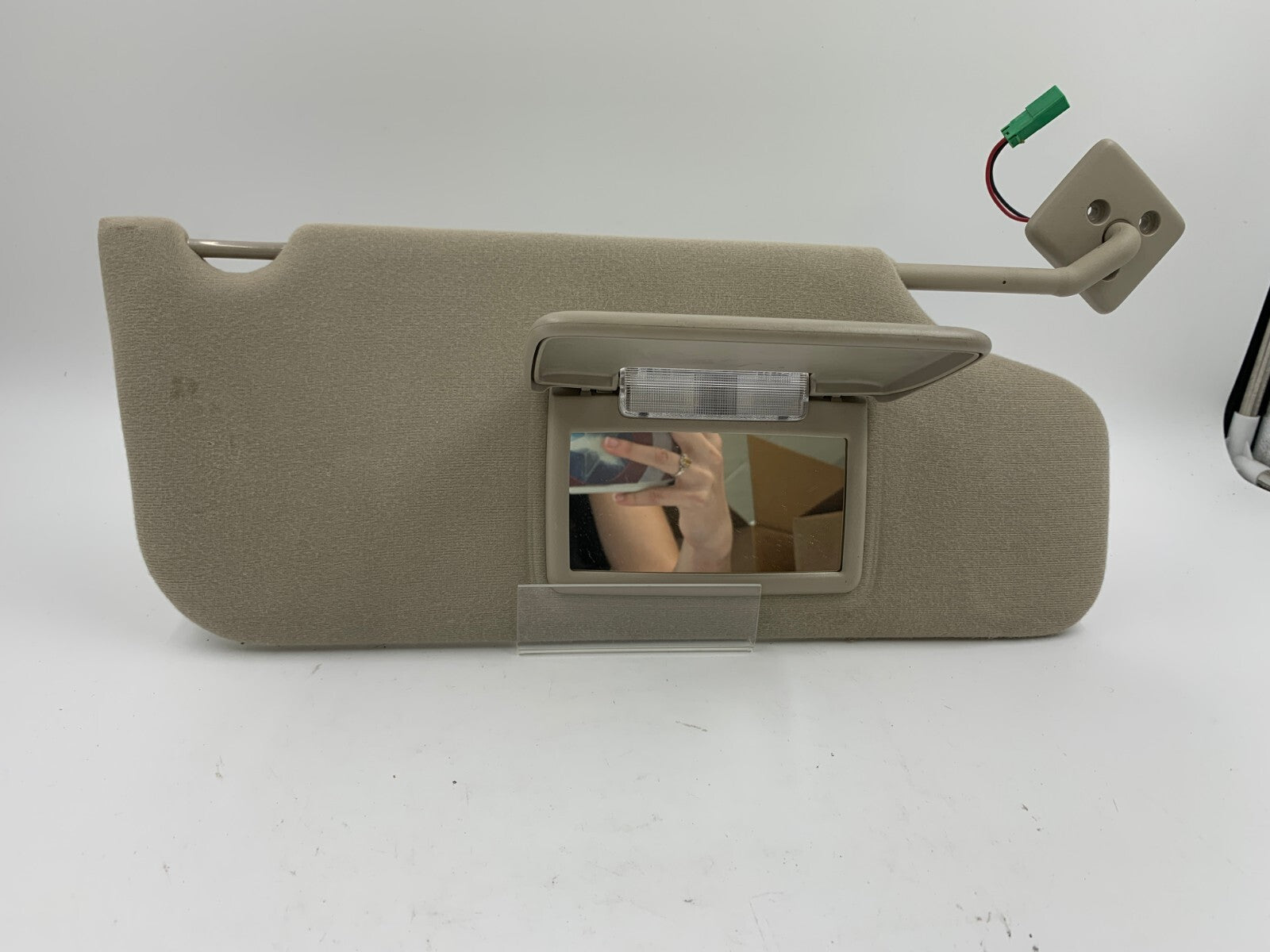 2007-2010 Ford Edge Passenger Sun Visor Sunvisor Beige Illumination E03B62002